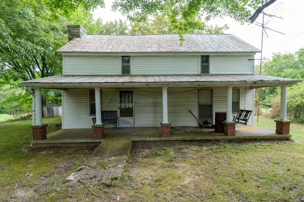 2882 Mobley Ridge Road, Duck River, TN 38454