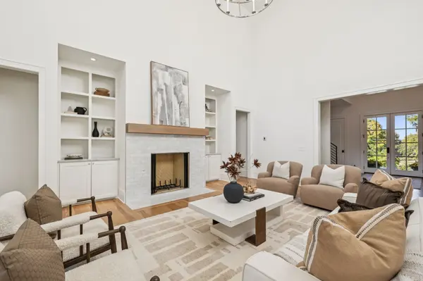 810 Steeplechase Dr, Brentwood, TN 37027