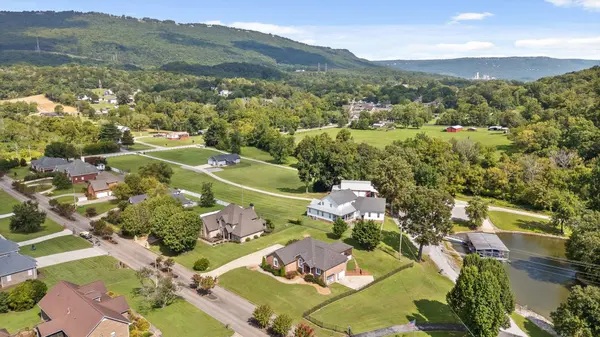 3240 Waterfront Dr, Chattanooga, TN 37419
