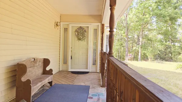 95 Ratteree Rd, Buchanan, TN 38222