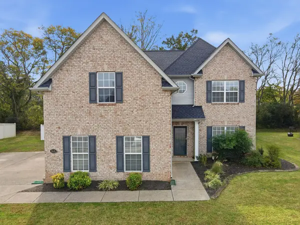 5443 Cloister Dr, Murfreesboro, TN 37128