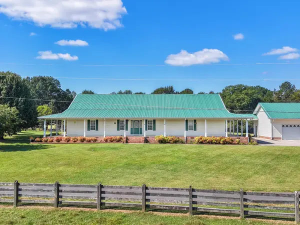 1597 Beaverdale Road #NE, Dalton, GA 30721