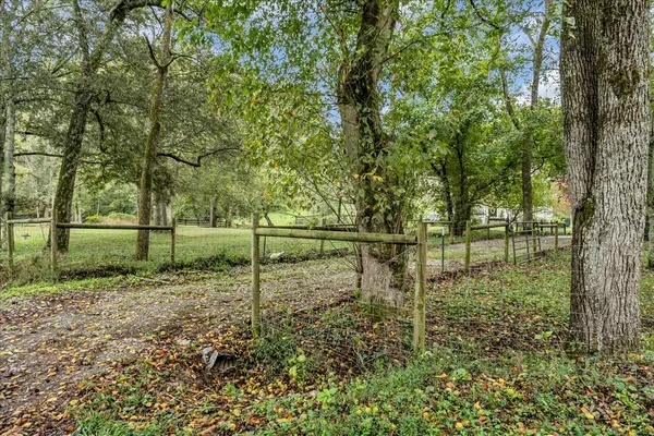 830 Bobo Hollow Rd, Tullahoma, TN 37388