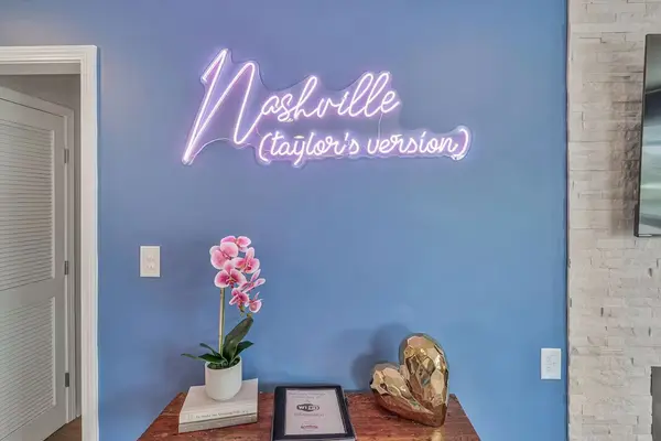 1044 1st Ave #N, Nashville, TN 37201