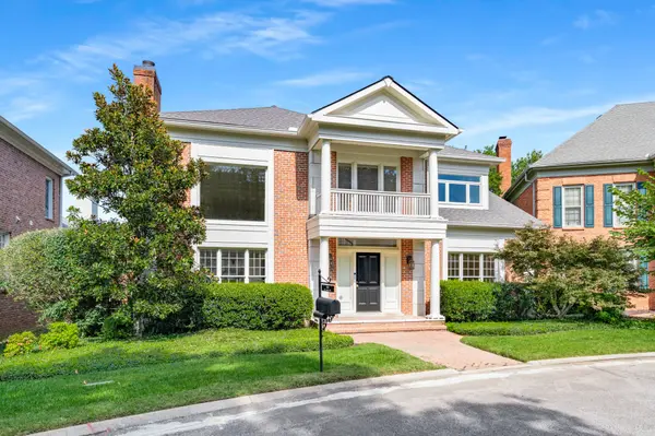 303 Saint James Park, Nashville, TN 37215