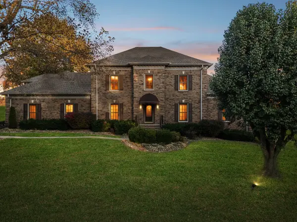 17 Huntington Dr, Clarksville, TN 37043