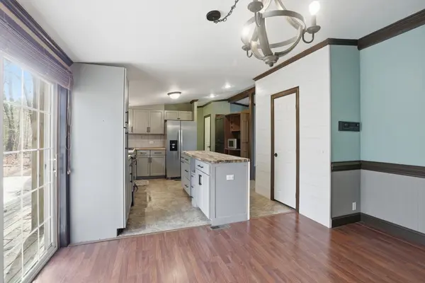 10515 Twin Springs Ln, Bon Aqua, TN 37025