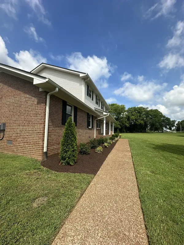 2053 W Jefferson Pike, Murfreesboro, TN 37129