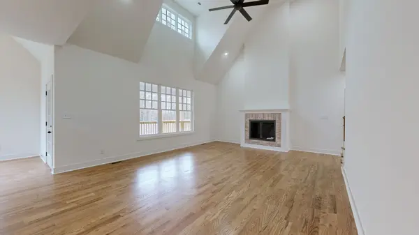 1414 Rooster Ridge Rd, Pleasant View, TN 37146