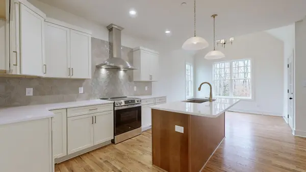 1414 Rooster Ridge Rd, Pleasant View, TN 37146