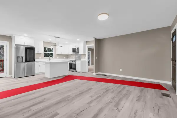 2065 Shelby Dr, Clarksville, TN 37043