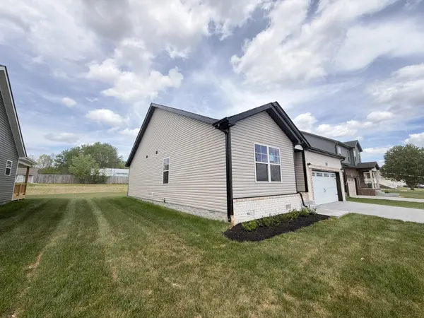 630 Avondale Rd, Oak Grove, KY 42262