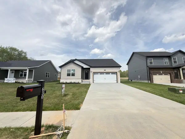 630 Avondale Rd, Oak Grove, KY 42262