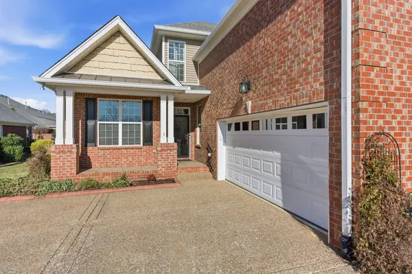 1310 Waxwing Dr, Hermitage, TN 37076