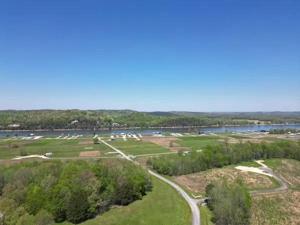 88 River Front Drive #S, Clifton, TN 38425