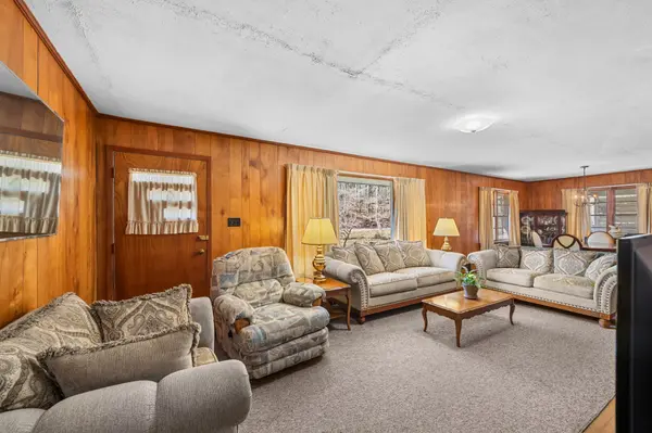 103 Willie Six Rd, Sewanee, TN 37375