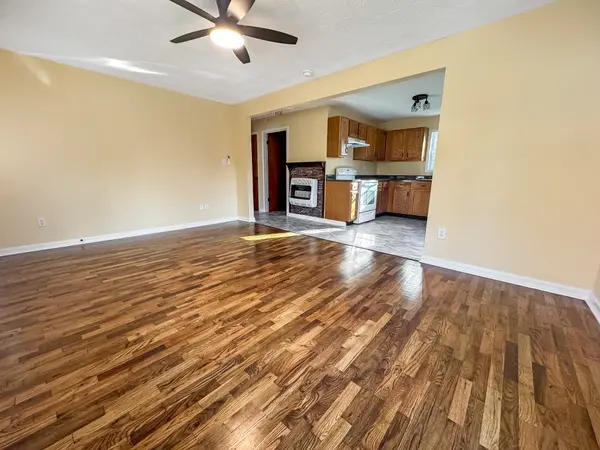 608 Big Rock Rd, Big Rock, TN 37023