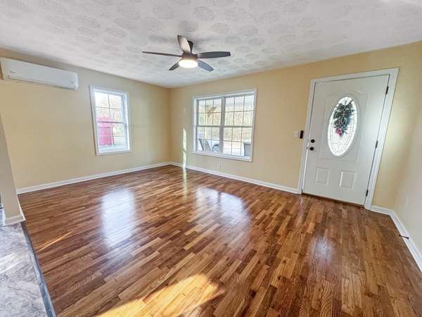 608 Big Rock Rd, Big Rock, TN 37023