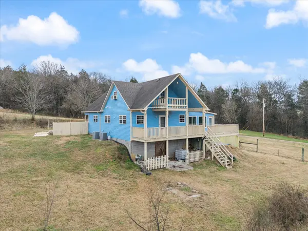 624 Suttons Branch Rd,  Beechgrove,  TN 37018