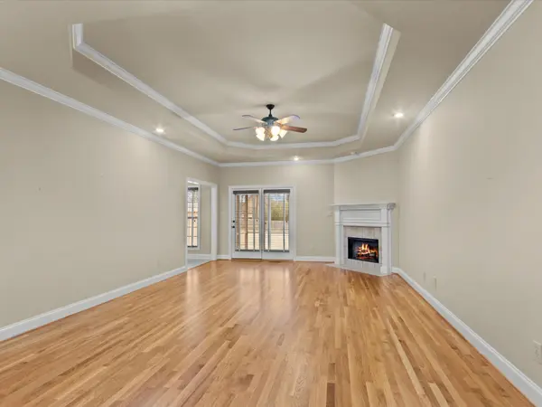 715 S Clinton St, Athens, AL 35611