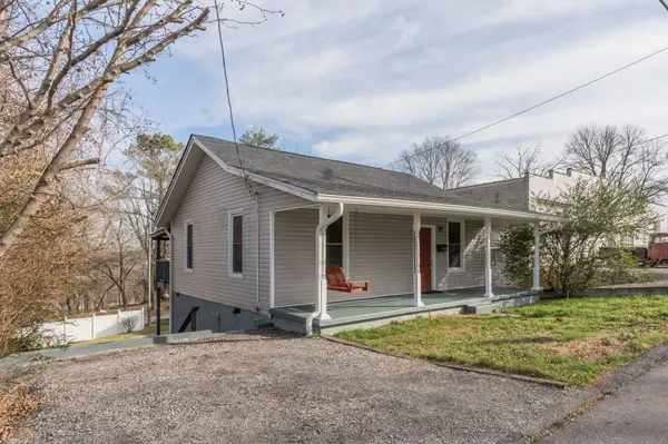 68 N Main St, Springfield, TN 37172
