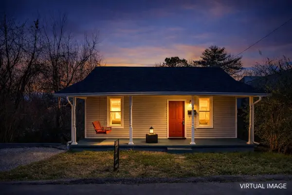 68 N Main St, Springfield, TN 37172