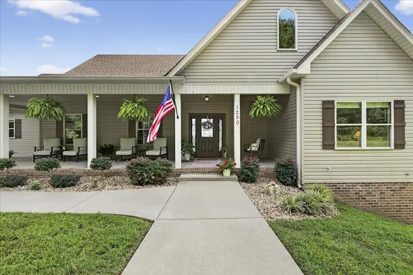 1250 Ed Seay Gregory Ln, Hartsville, TN 37074