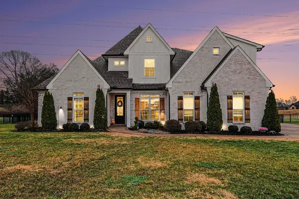989 Westbrook Dr,  Gallatin,  TN 37066
