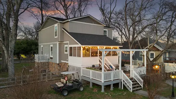 8 W Eighth Street, Chickamauga, GA 30707
