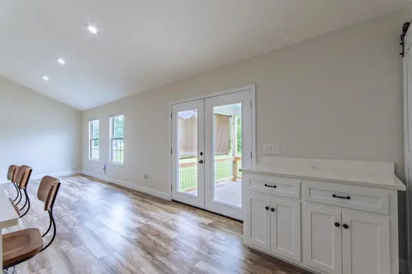 55 COLUMBUS LN, Adamsville, TN 38310