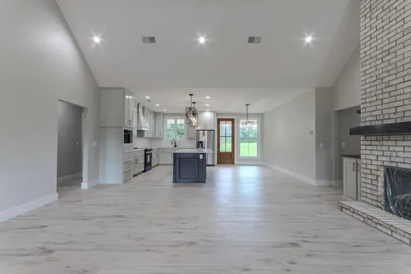 90 COLUMBUS LN, Adamsville, TN 38310