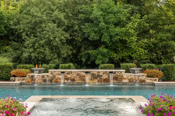 7223 Shagbark Ln, College Grove, TN 37046