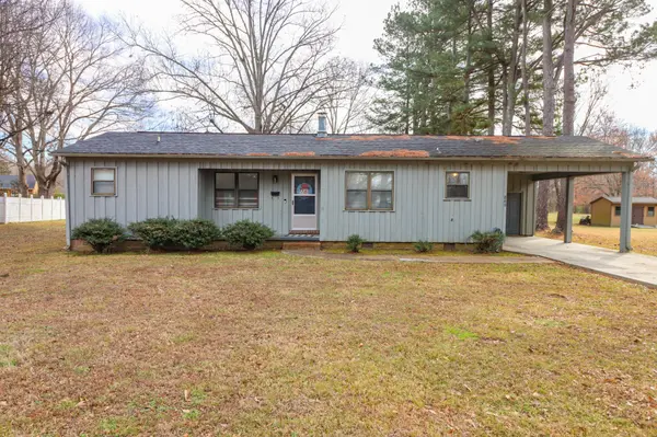 130 E Sunset Cir, Brownsville, TN 38012