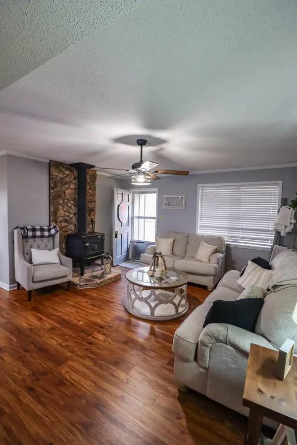 130 E Sunset Cir, Brownsville, TN 38012