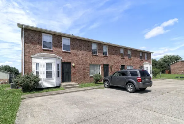2000 Tynewood Dr, Clarksville, TN 37042