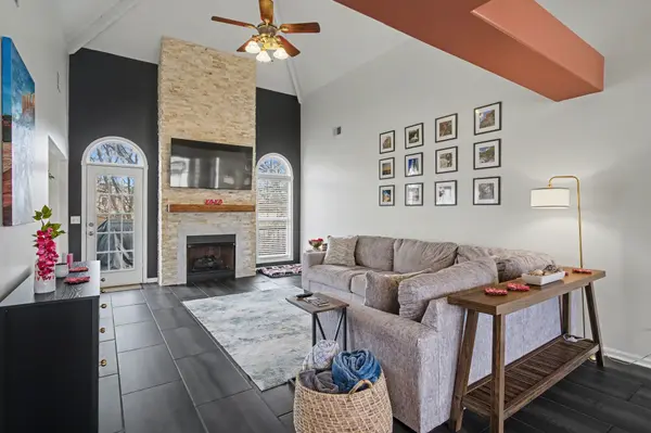 6002 Forrest Ct, Greenbrier, TN 37073