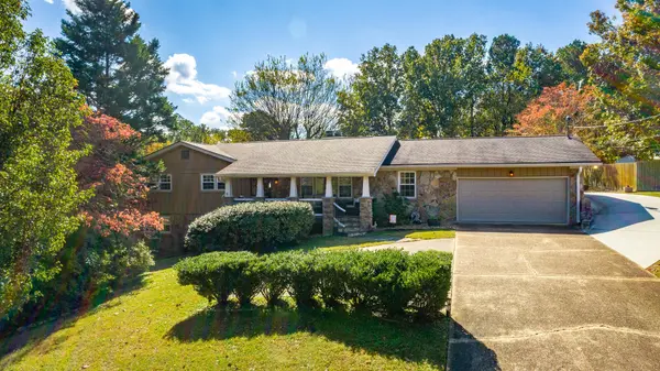 3315 Oak Burr Drive, Chattanooga, TN 37419