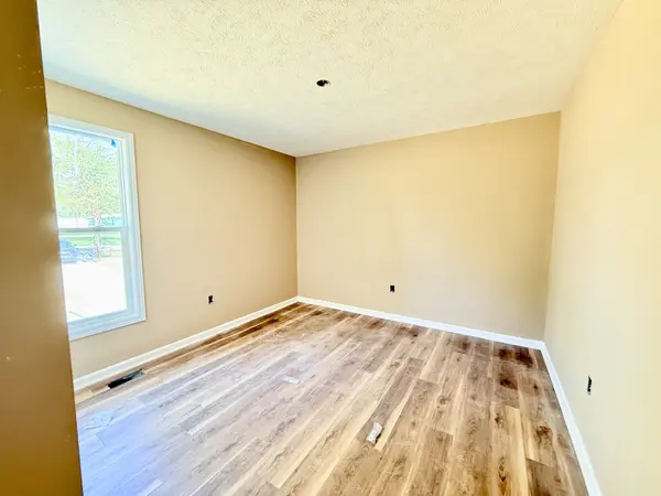 1115 Stewart Ln, Estill Springs, TN 37330