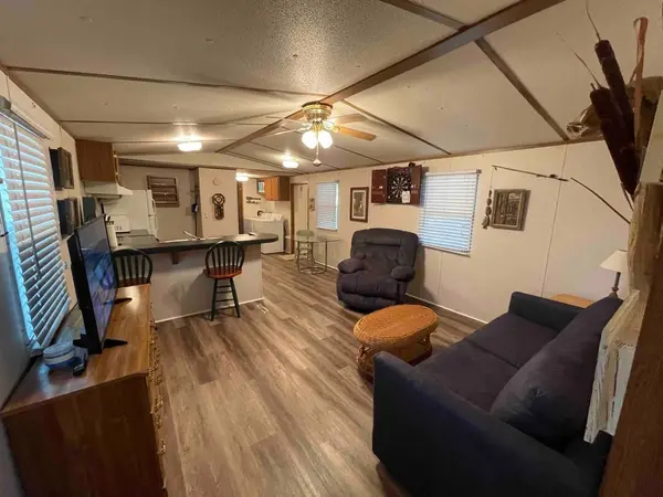 205 Lewis Cir, Dover, TN 37058