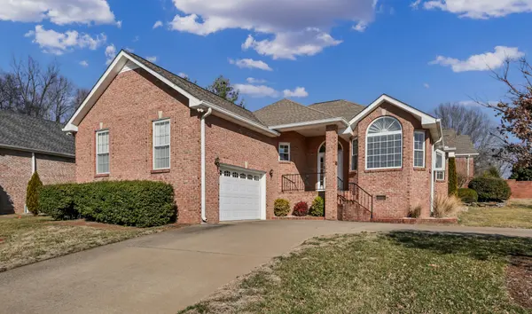 731 Courtland Ave, Clarksville, TN 37043