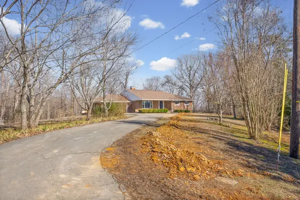 17033 Dawson Rd, Dawson Springs, KY 42408