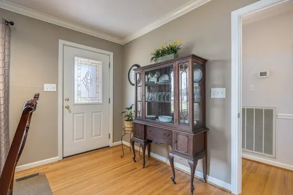 5132 Overton Rd, Nashville, TN 37220