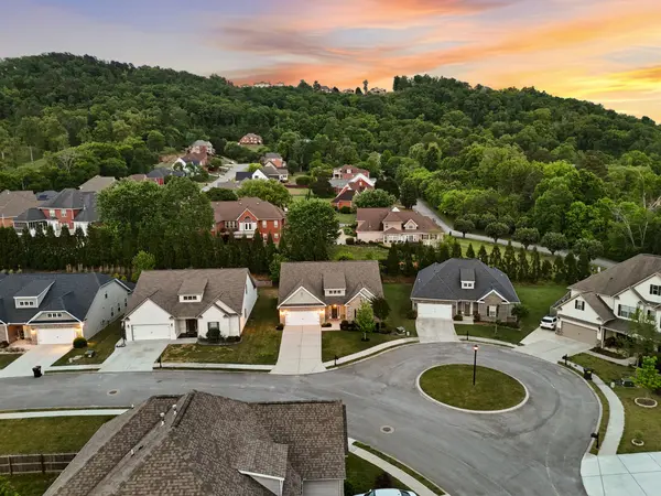 9814 Haven Port Lane, Ooltewah, TN 37363