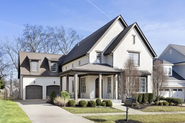3066 Allenwood Dr, Thompsons Station, TN 37179