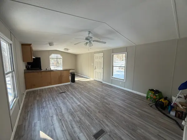 775 Slim Island Rd, Bowling Green, KY 42101