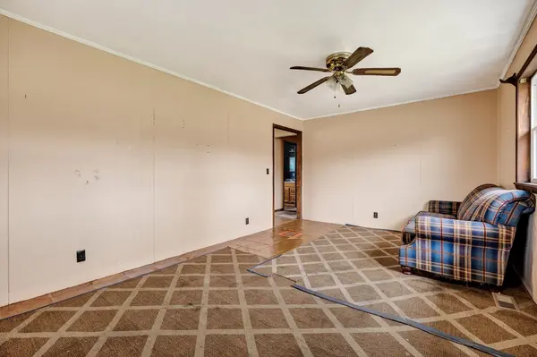 1105 Riverside Dr, Celina, TN 38551