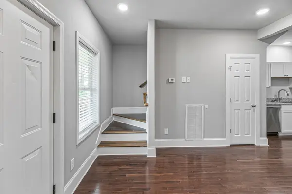 426 Caldwell Dr, Columbia, TN 38401
