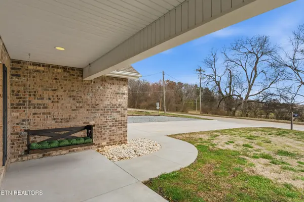1513 John Sparks Drive, Friendsville, TN 37737
