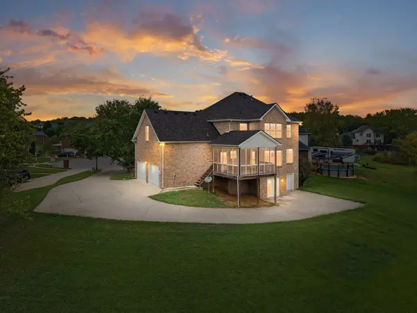 1013 Fox Hollow Pl, Adams, TN 37010