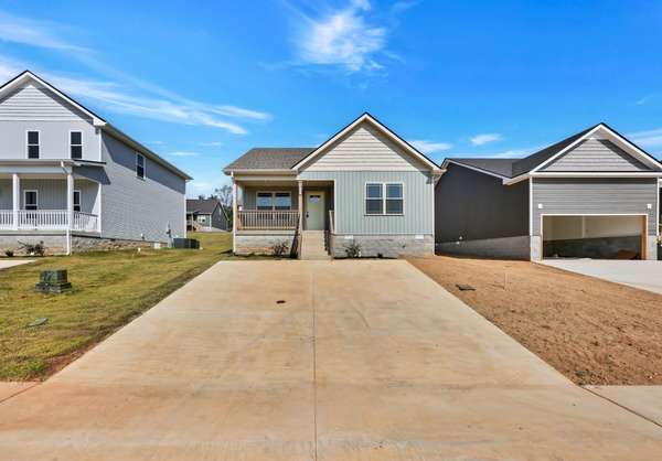 2659 Scott Dr, Clarksville, TN 37042